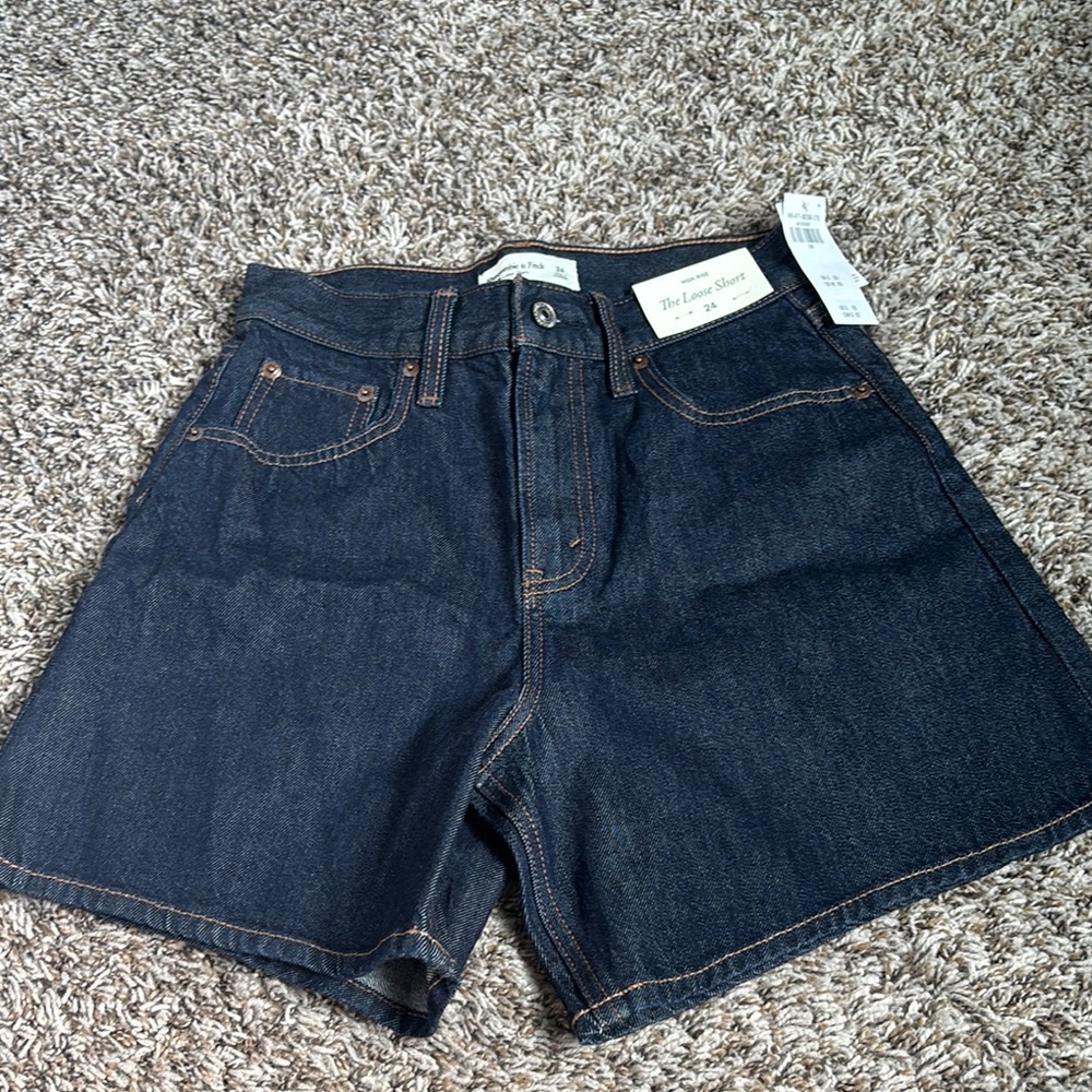Abercrombie & Fitch High Rise Loose Shorts - Dark Blue